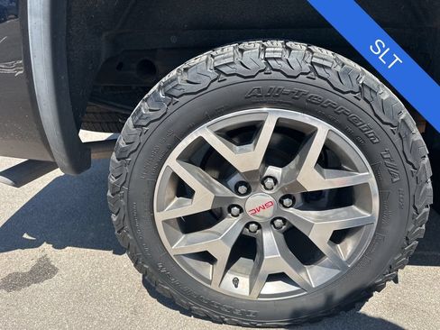Used 2017 GMC Sierra 1500 SLT AWD/4WD image 37