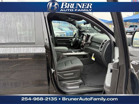 New 2026 RAM 1500 Big Horn AWD/4WD image 15