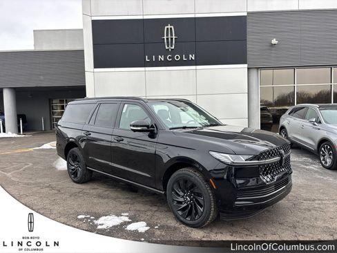 New 2026 Lincoln Navigator L Reserve image 1