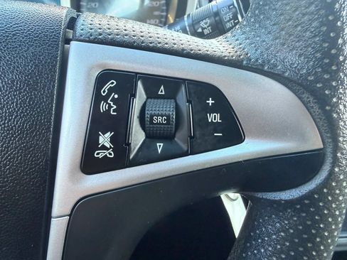 Used 2017 Chevrolet Equinox LT AWD/4WD image 18