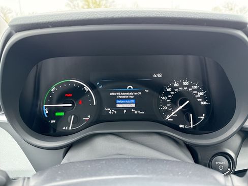 Certified 2025 Toyota Sienna XLE image 10