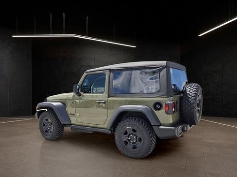 Used 2026 Jeep Wrangler Sport AWD/4WD image 5