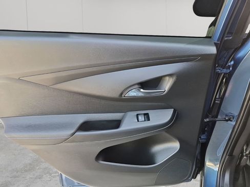 Used 2024 Buick Envista Sport Touring w/ Convenience I Package image 17