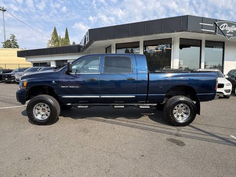 Used 2006 Dodge Ram 2500 Truck Laramie w/ Protection Group AWD/4WD image 2