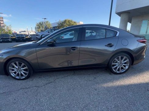 Used 2024 MAZDA MAZDA3 s image 5