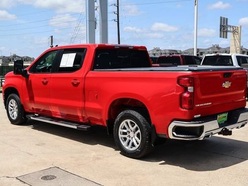 Used 2021 Chevrolet Silverado 1500 LT w/ Z71 Off-Road Package AWD/4WD image 4