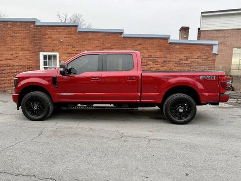 Used 2020 Ford F250 Lariat image 1