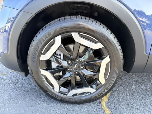 Used 2023 Kia Telluride S w/ S Sunroof Package FWD image 13