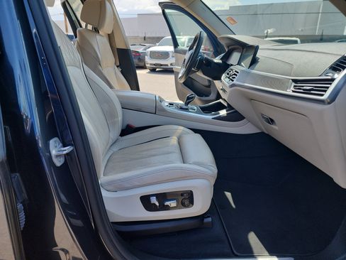 Used 2022 BMW X7 xDrive40i w/ Luxury Seating Package AWD/4WD image 29