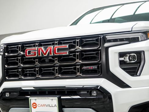 Used 2024 GMC Canyon AT4X image 2