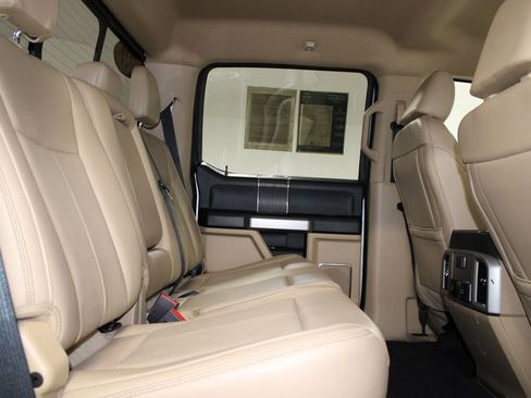 Used 2021 Ford F250 Lariat w/ Lariat Ultimate Package image 34