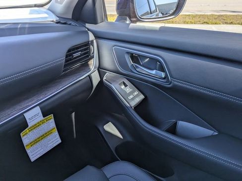 New 2026 Nissan Rogue Platinum w/ Platinum Premium Package image 19