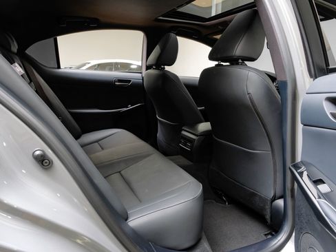 Used 2025 Lexus IS 350 F Sport w/ Accessory Package 2 image 39