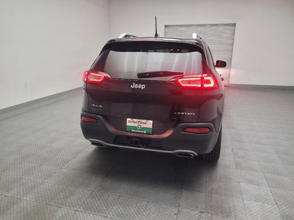 Used 2016 Jeep Cherokee Limited w/ Trailer Tow Group AWD/4WD image 7
