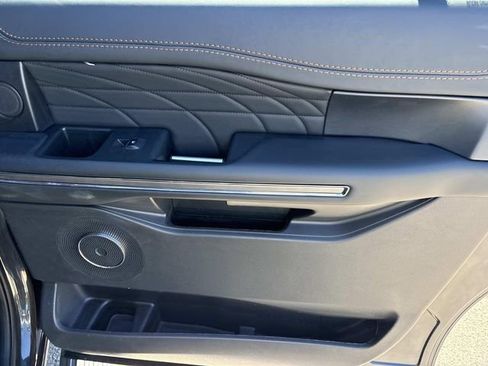 Certified 2023 Ford Expedition Max Platinum AWD/4WD image 21