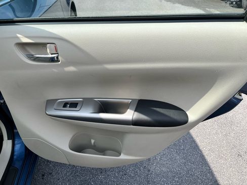 Used 2010 Subaru Impreza 2.5i Premium image 18