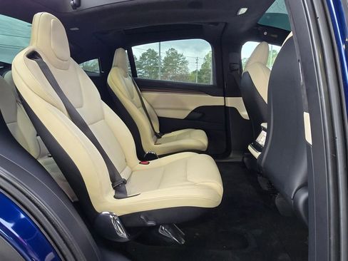 Used 2023 Tesla Model X AWD/4WD image 22