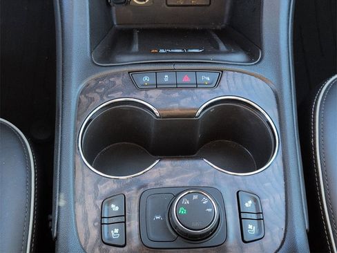 Used 2020 GMC Acadia Denali w/ Trailering Package image 17