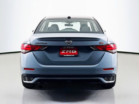 Used 2025 Nissan Sentra SR FWD image 4