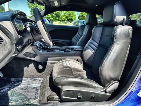 Used 2020 Dodge Challenger SRT Hellcat Redeye RWD image 3
