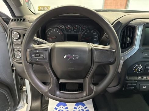 Used 2020 Chevrolet Silverado 1500 Custom Trail Boss w/ Custom Convenience Package AWD/4WD image 30
