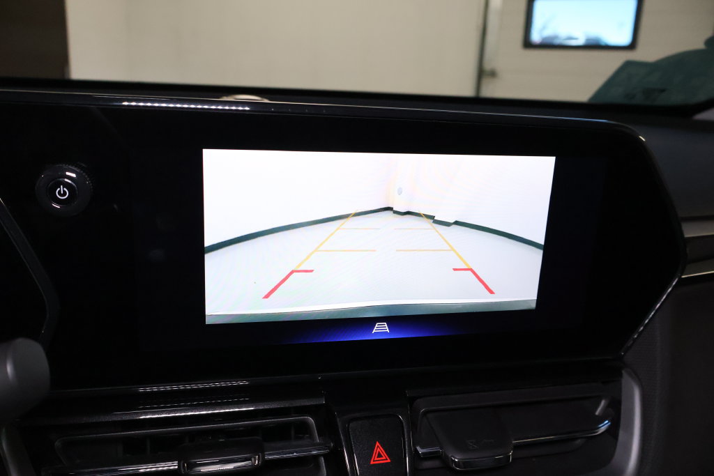 Used 2025 Chevrolet TrailBlazer LT AWD/4WD image 26