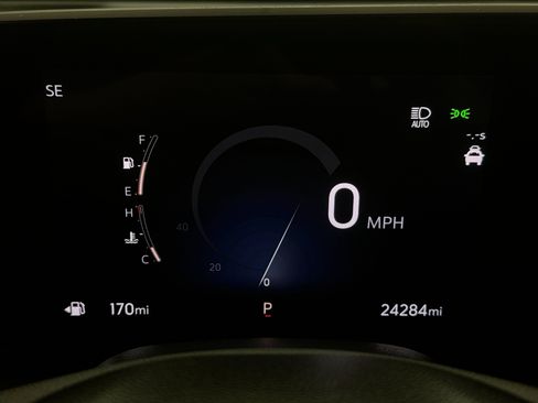 Used 2024 Buick Encore GX Avenir w/ Avenir Technology Package AWD/4WD image 13
