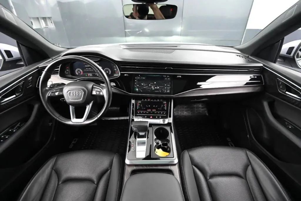 Used 2019 Audi Q8 Prestige AWD/4WD image 20