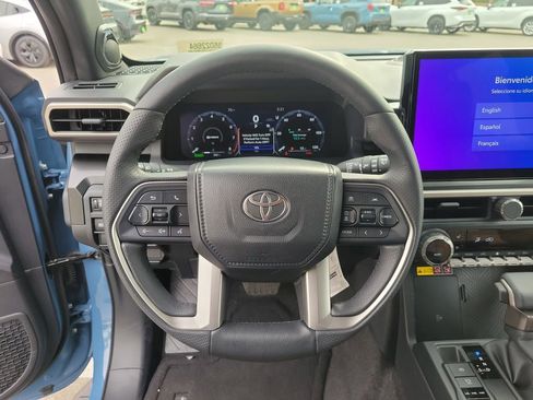 Used 2025 Toyota 4Runner Limited image 25