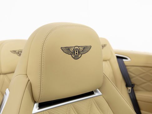 Used 2014 Bentley Continental GT image 34