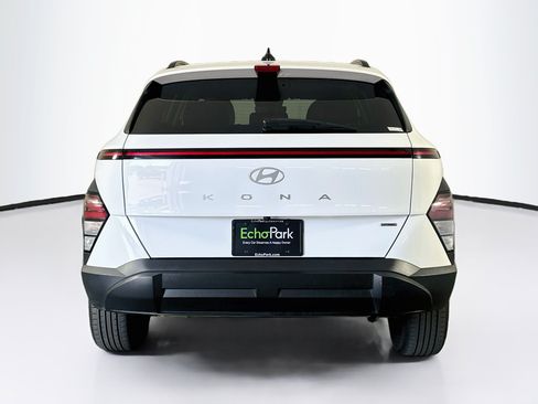 Used 2025 Hyundai Kona SEL AWD/4WD image 7