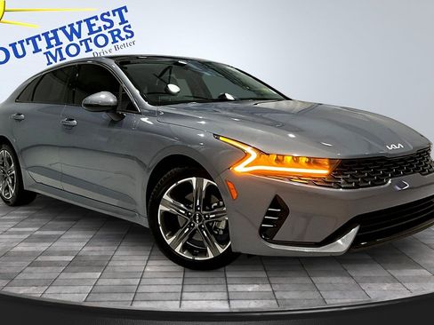 Used 2023 Kia K5 EX FWD image 3