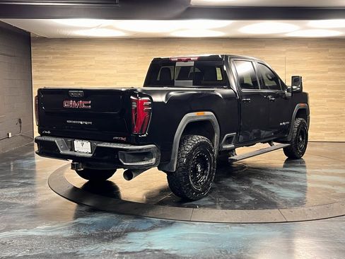 Used 2025 GMC Sierra 2500 AT4 w/ AT4 Premium Plus Package image 10