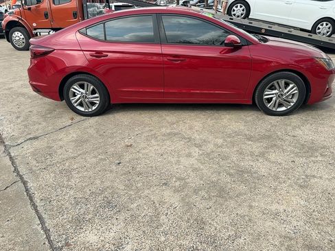 Used 2019 Hyundai Elantra SEL image 4
