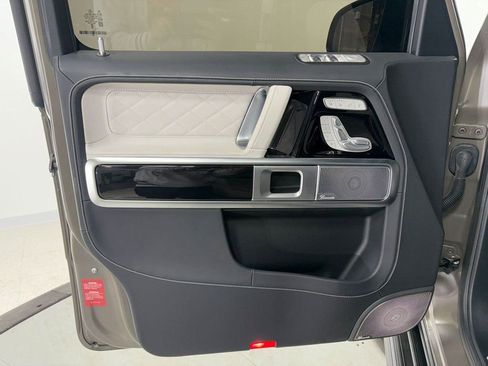 Certified 2025 Mercedes-Benz G 63 AMG 4MATIC image 6
