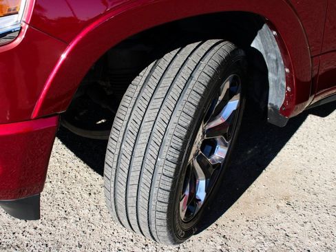 Used 2019 RAM 1500 Limited image 46