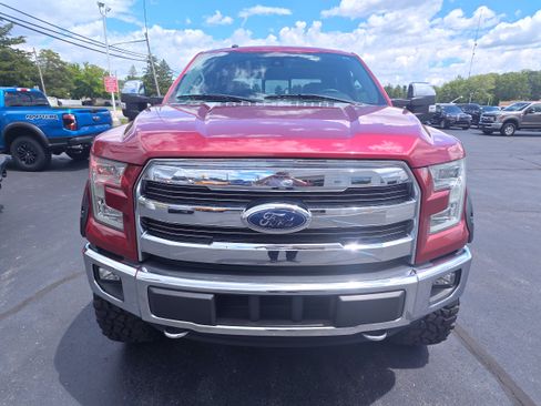 Used 2016 Ford F150 Lariat w/ Equipment Group 502A Luxury AWD/4WD image 3