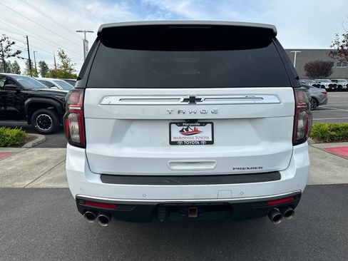Used 2021 Chevrolet Tahoe Premier w/ Premium Package AWD/4WD image 4