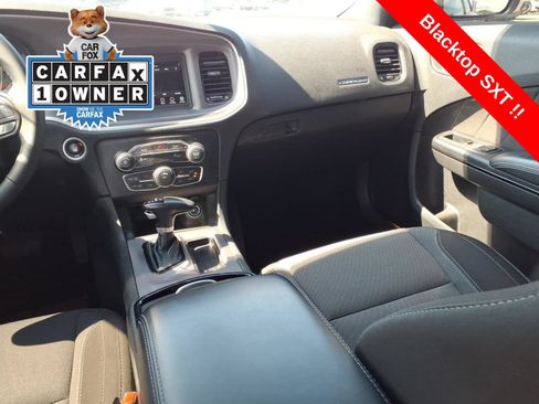 Used 2022 Dodge Charger SXT w/ Blacktop Package RWD image 12