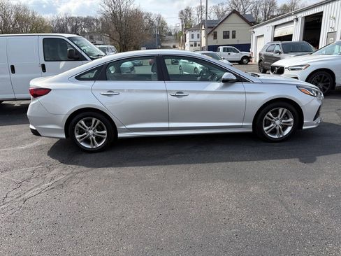Used 2018 Hyundai Sonata SEL image 2