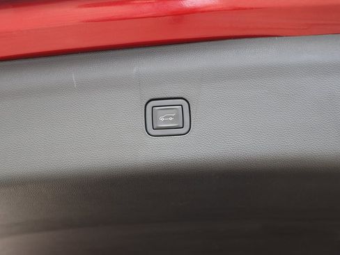 Certified 2024 Buick Enclave Premium image 31