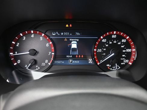 Used 2025 Nissan Frontier PRO-4X w/ Pro Convenience Package image 3