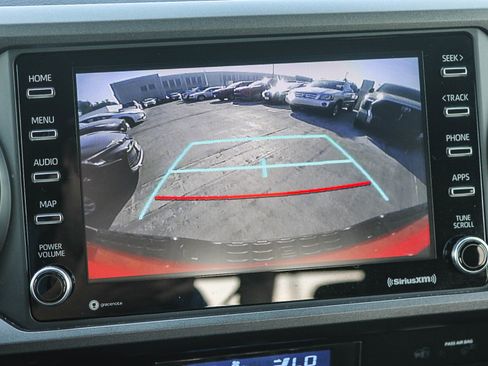 Used 2023 Toyota Tacoma TRD Off-Road image 25