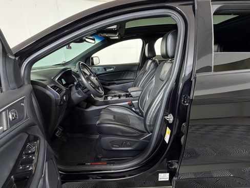 Used 2020 Ford Edge ST w/ Equipment Group 401A image 9