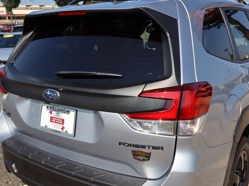 Certified 2025 Subaru Forester Wilderness w/ Wilderness Package AWD/4WD image 12