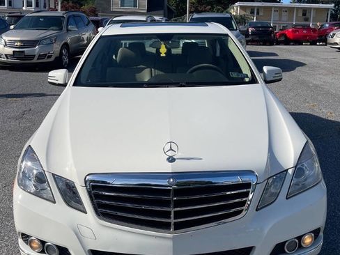 Used 2011 Mercedes-Benz E 350 4MATIC Sedan image 8