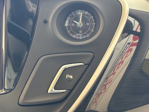 Used 2018 Buick Envision Preferred FWD image 41
