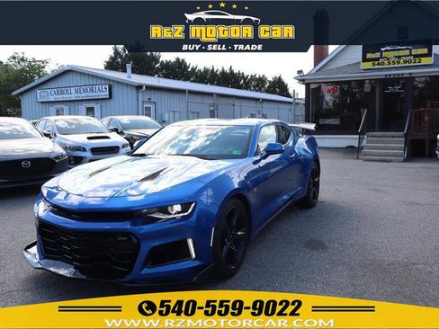 Used 2017 Chevrolet Camaro SS image 1
