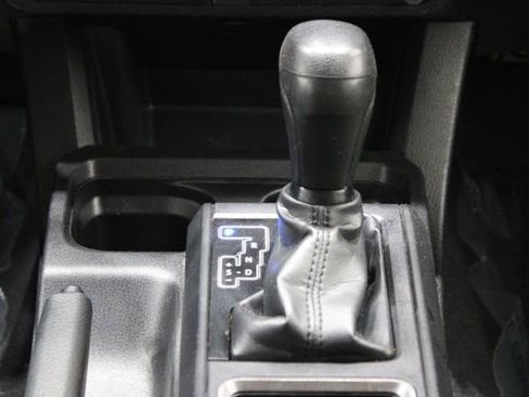 Used 2023 Toyota Tacoma SR AWD/4WD image 57