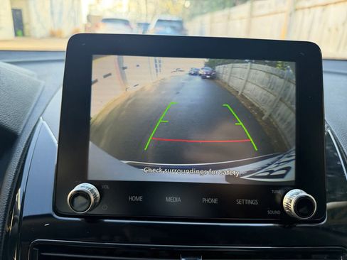 Used 2024 Mitsubishi Eclipse Cross LE image 24